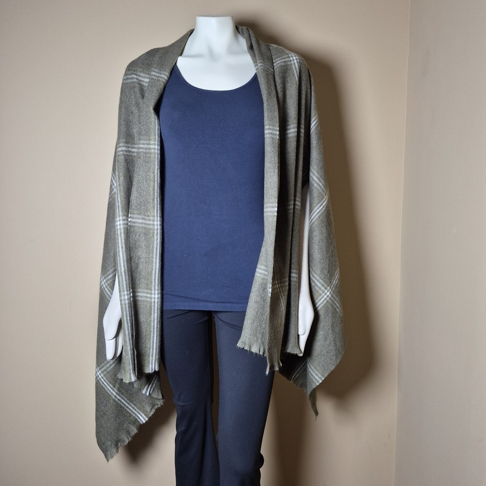 A New Day Olive Green Plaid Poncho Wrap Open Front Arm Slits OSFM